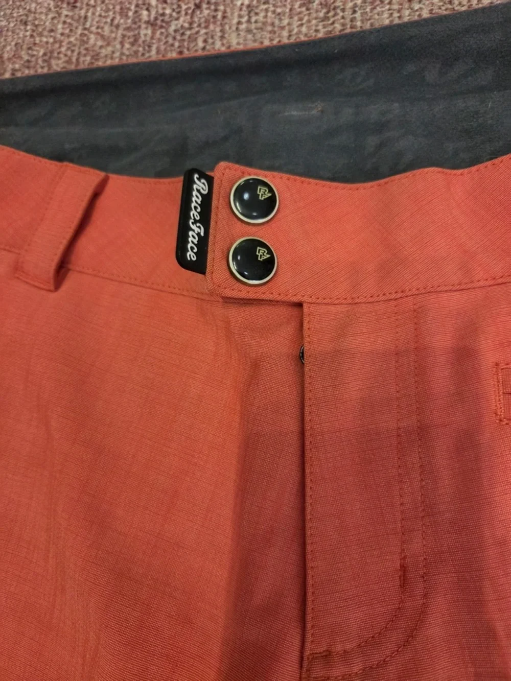 Race Face Khyber Women's MTB Shorts coral size medium